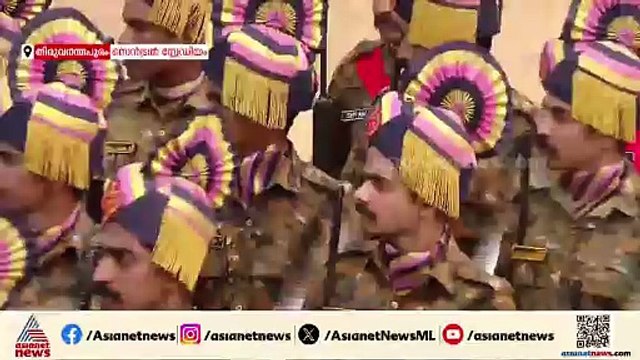 തിരുവനന്തപുരം സെൻട്രൽ സ്റ്റേഡിയത്തിൽ ഗവർണർ രാജേന്ദ്ര അർലേക്കർ സേനാ വിഭാഗങ്ങളുടെ പരേഡ് പരിശോധിച്ചു