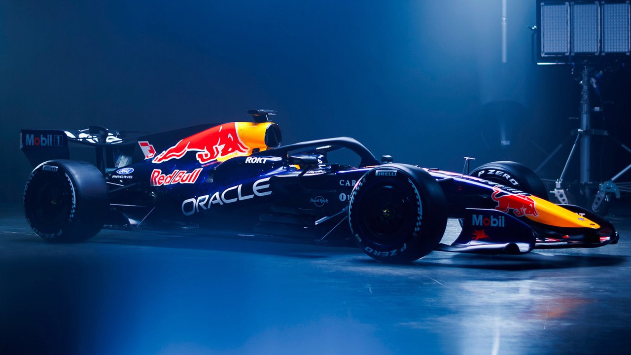 Red Bull présente la RB22 de Verstappen et Hadjar