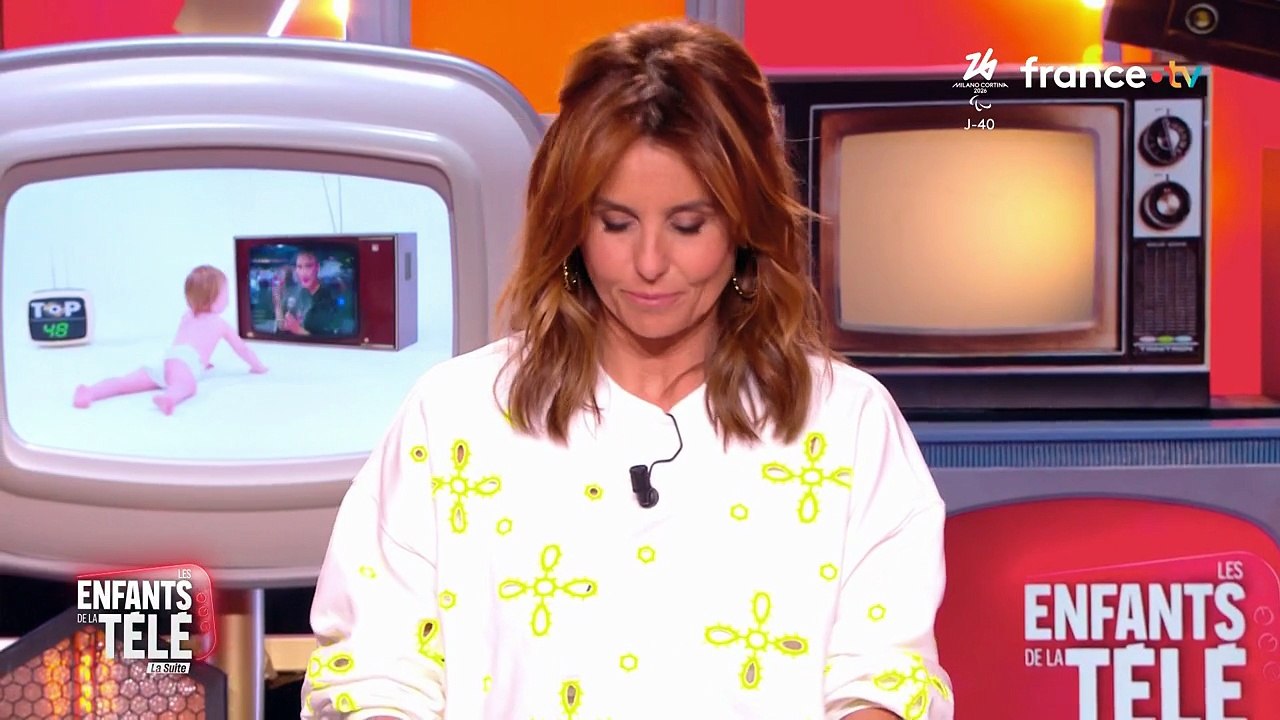 Sandrine Arcizet en larmes sur le plateau des "Enfants de la télé"