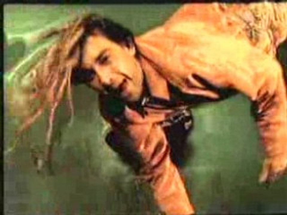 Mass Hysteria - Donnez-Vous la Peine