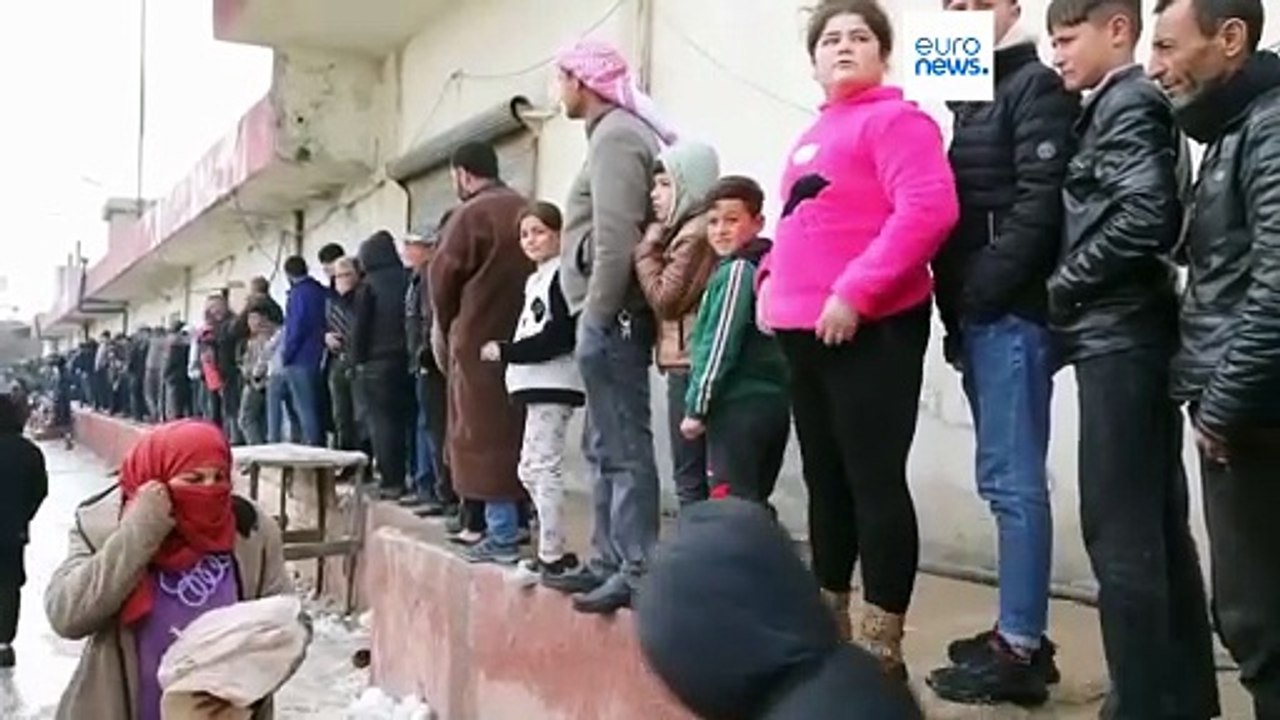 الجيش السوري يحكم الخناق على كوباني عين العرب.. حصار مطبق حيث لا ماء ولا دواء ولا كهرباء