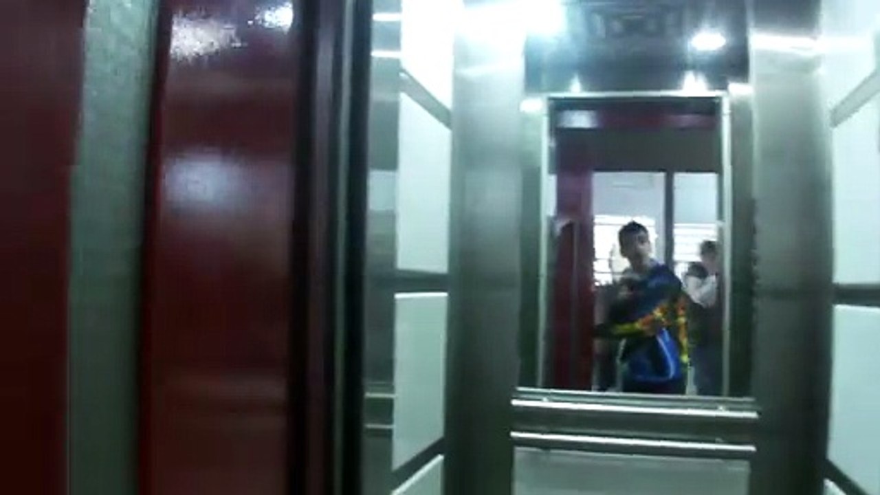 Unknown 2010s BURAS Traction Elevator beatuiful closing inner doors close in nilgün iş hanı Osmangazi Bursa, Turkey