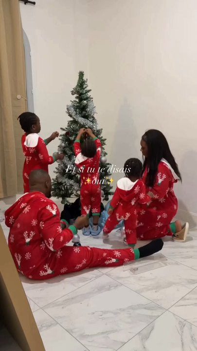 Oui à être la fille bizarre Oui à quitter ce boulot qui te rend malheureuse Oui à prioriser les moments enrichissantsOui à ce projet que tu repousse depuis des années Oui à toi tout simplement ❤️‍#motivation