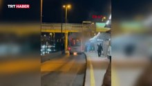 Metrobüsün motorunda yangın