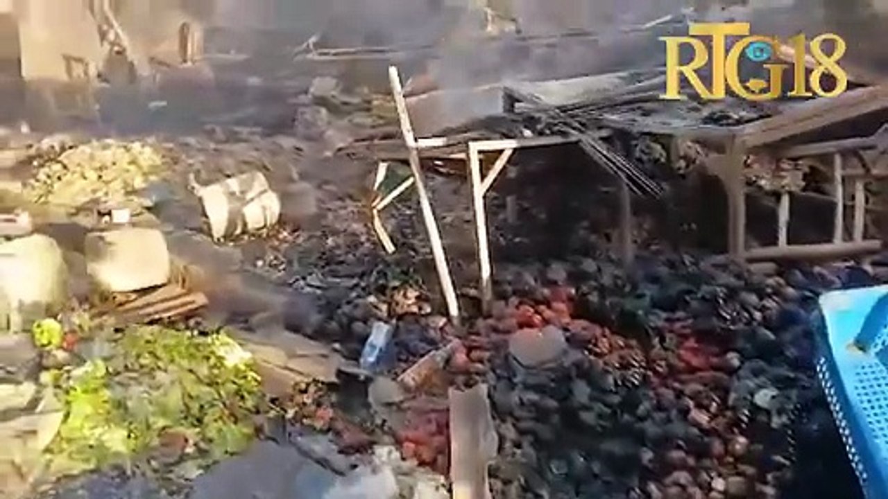 Yon gwo dife eklate nan mache Cluny nan vil Cap-Haïtien nan lannwit 23 pou louvri 24 janvier pase a.