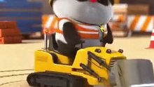 Funny Animal Construction Crew Gone Wrong 😂 | Panda & Penguin Builders Short