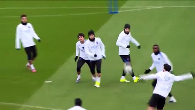 Joao Neves, Fabian Ruiz et Achraf Hakimi présents à l'entraînement avant Newcastle - Foot - Ligue des champions