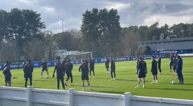 VIDEO FCIN1908 / Dortmund-Inter, torello ad Appiano. Barella richiama Bastoni: Puoi far meglio!