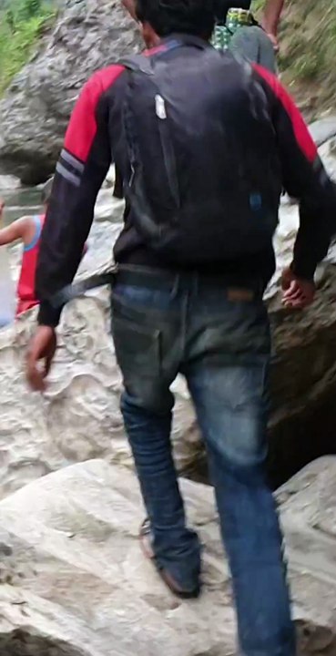 cast net fishing in Nepal | himalayan trout fishing with handmade cast net |