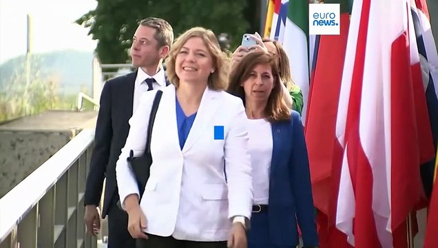 Virkkunen advierte a X sobre sus obligaciones durante la investigación de la UE a Grok