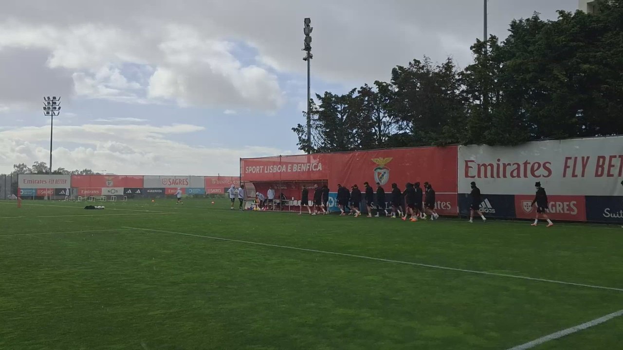 Entrenamiento completo del Benfica previa al partido contra el Real Madrid de Champions League