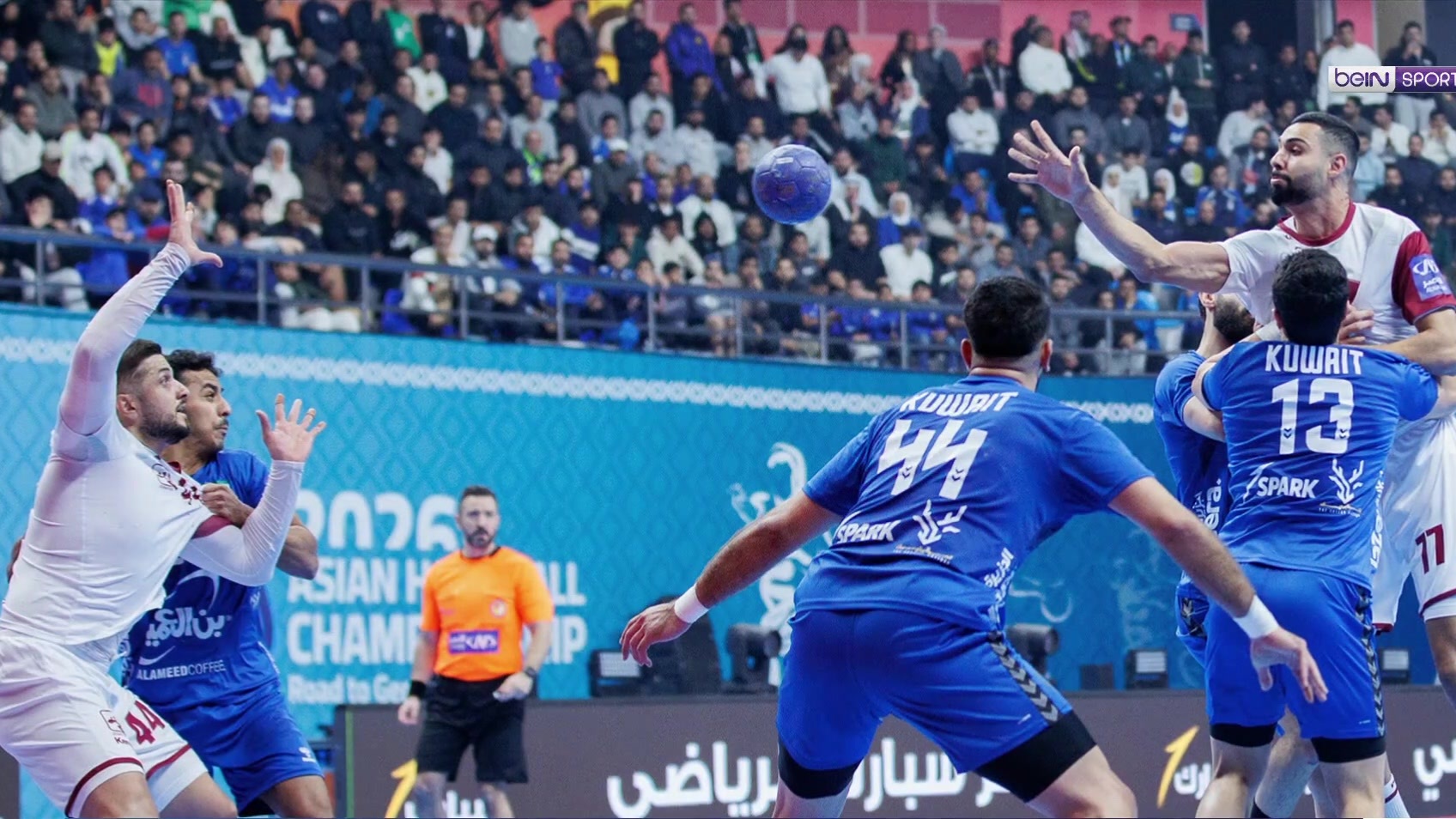 المنتخب القطري يبلغ نهائي بطولة آسيا لكرة اليد