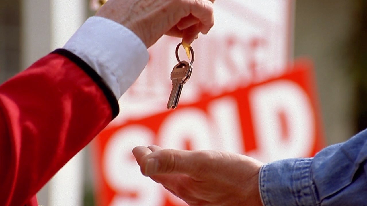 How the Pandemic Continues to Shape the Way People Buy Homes