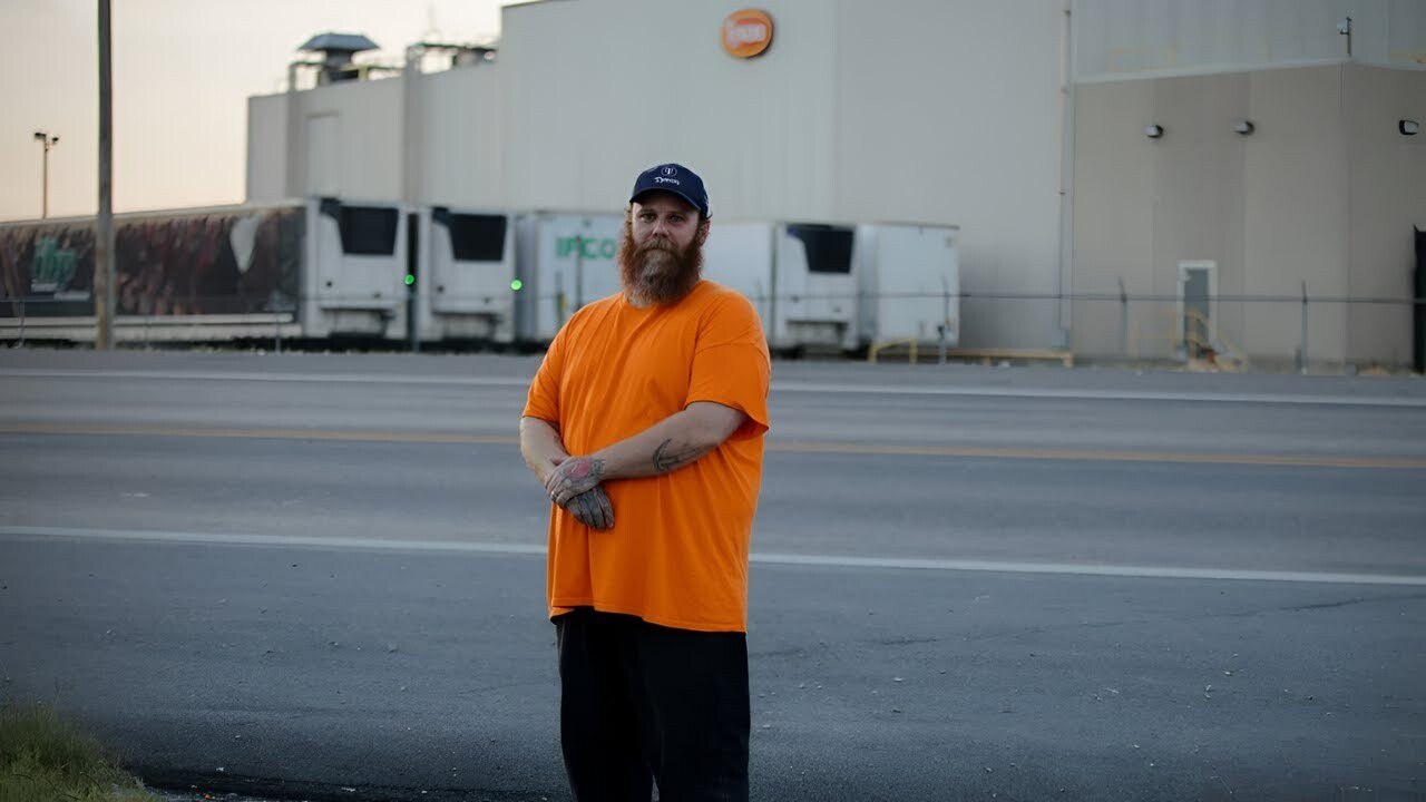 Nebraska Loses 3,200 Jobs Overnight As Tyson Closes Plant That Employed 30% of Town