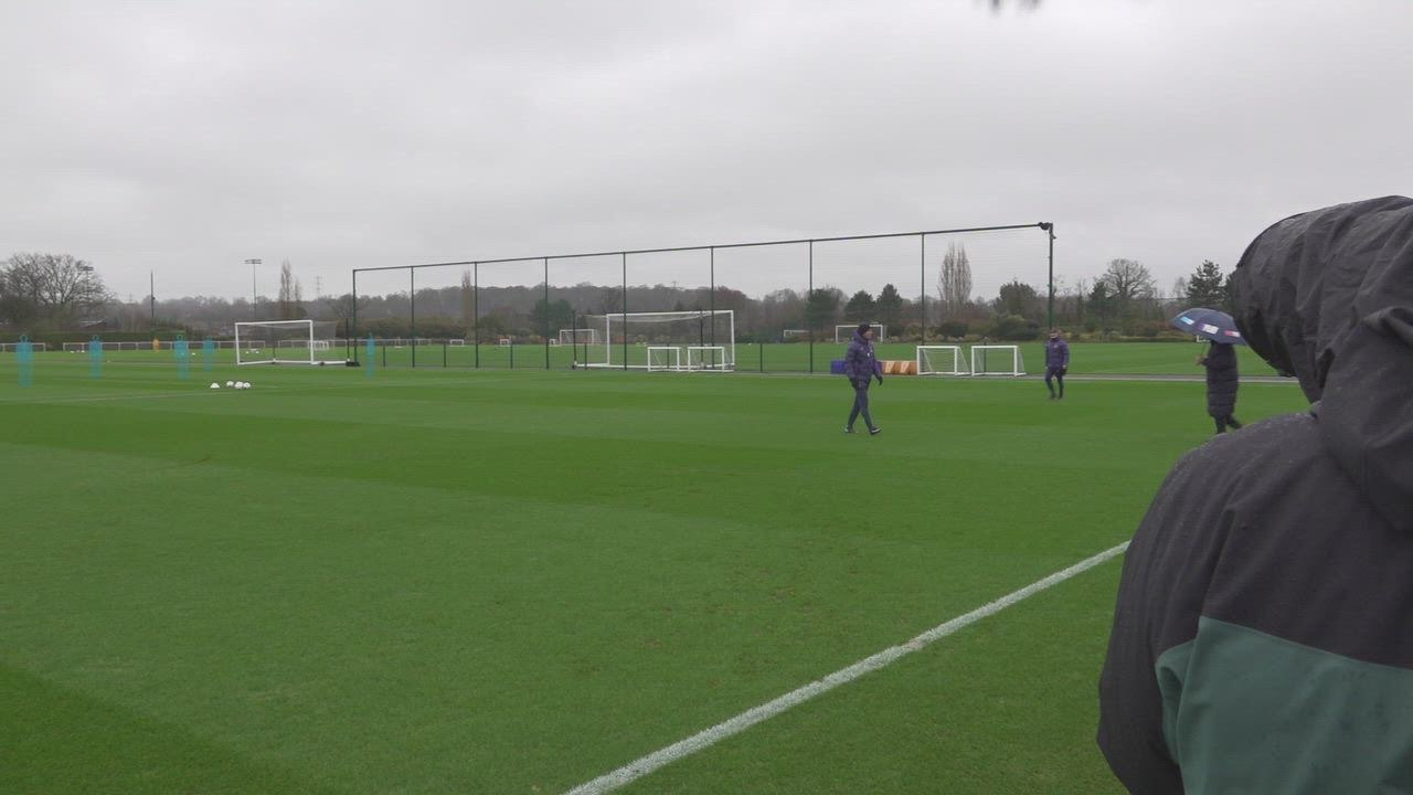 UK: Tottenham train for Eintracht Frankfurt Champions League game