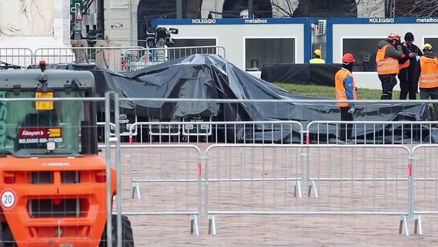 All'arco della Pace di Milano arriva il braciere olimpico