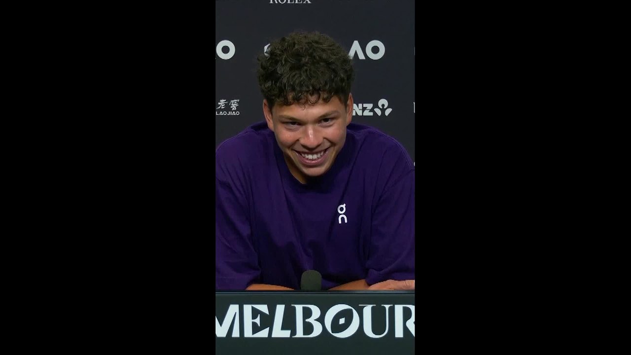 'He loves it!' - Shelton on how dad prefers volleying well to winning match