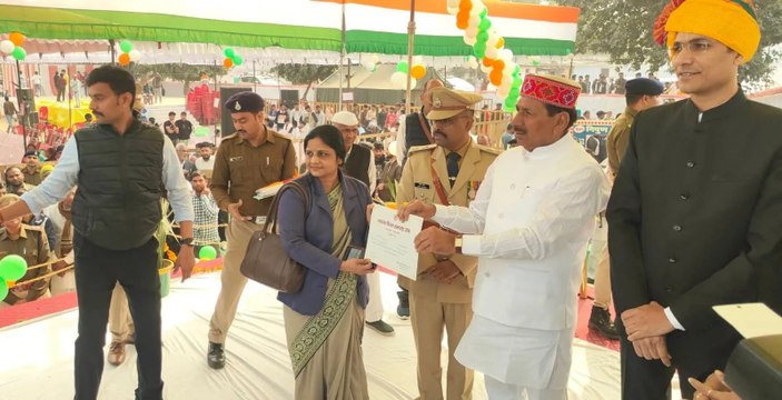 गणतंत्र दिवस: मेरी जान तिरंगा है, मेरी शान तिरंगा है, ईमान तिरंगा है....