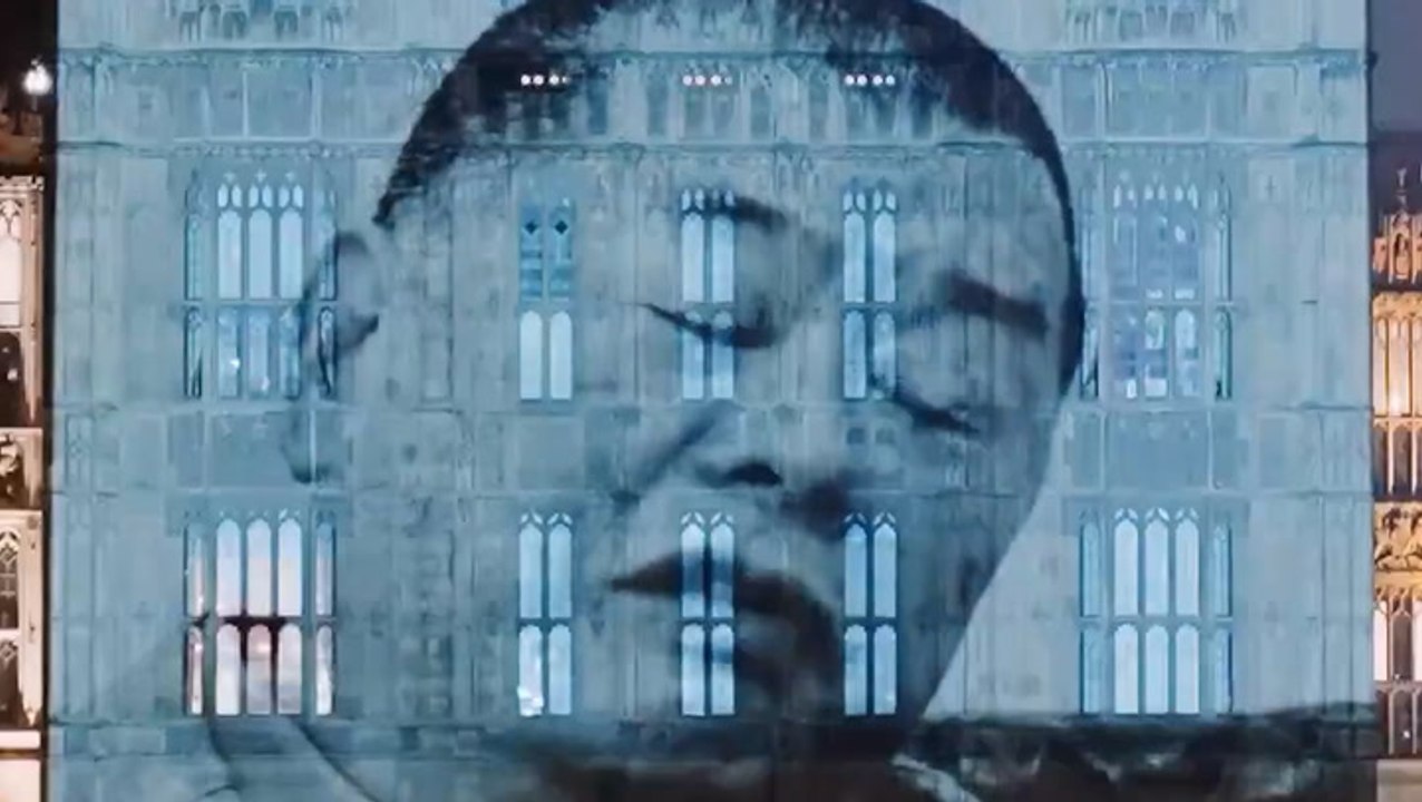 ‘Free Jimmy Lai’ message projected onto London landmarks as Keir Starmer visits China