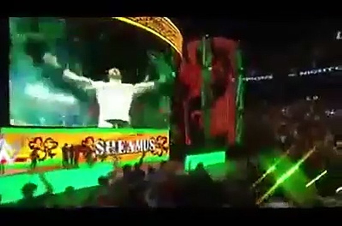 Kane destroys Sheamus & Seth Rollins | Night of Champions 2015 (2)