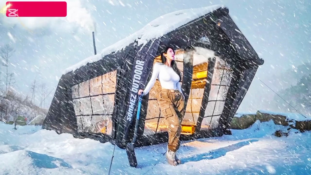 Snowstorm Survival Challenge 🥶 | Building Warm...