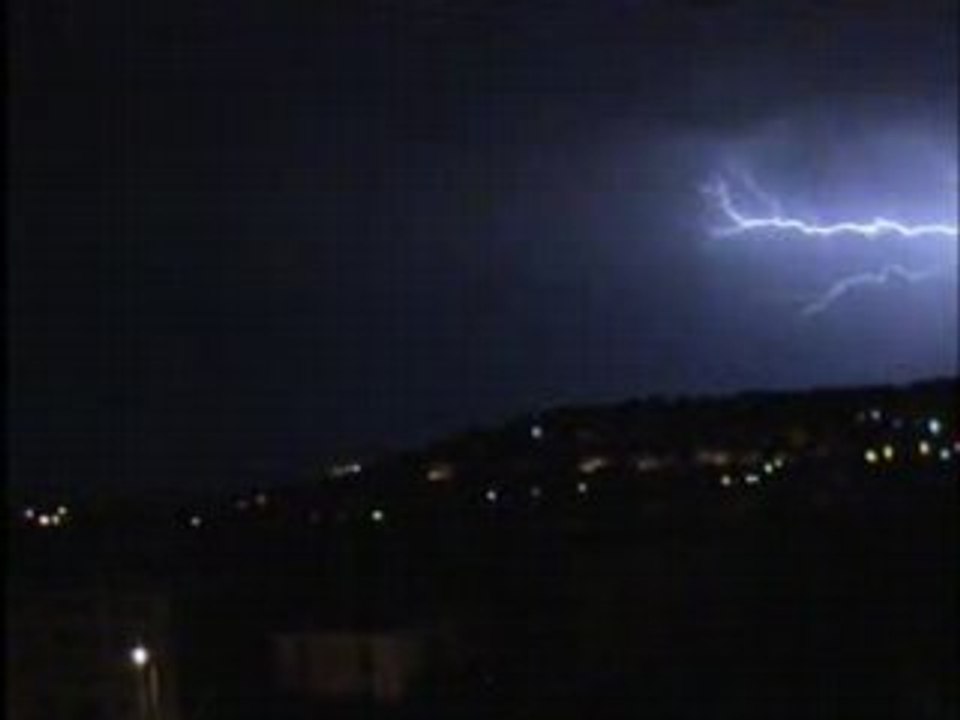 Orage sur Toulon - Nuit du 26 au 27 Mai 2008