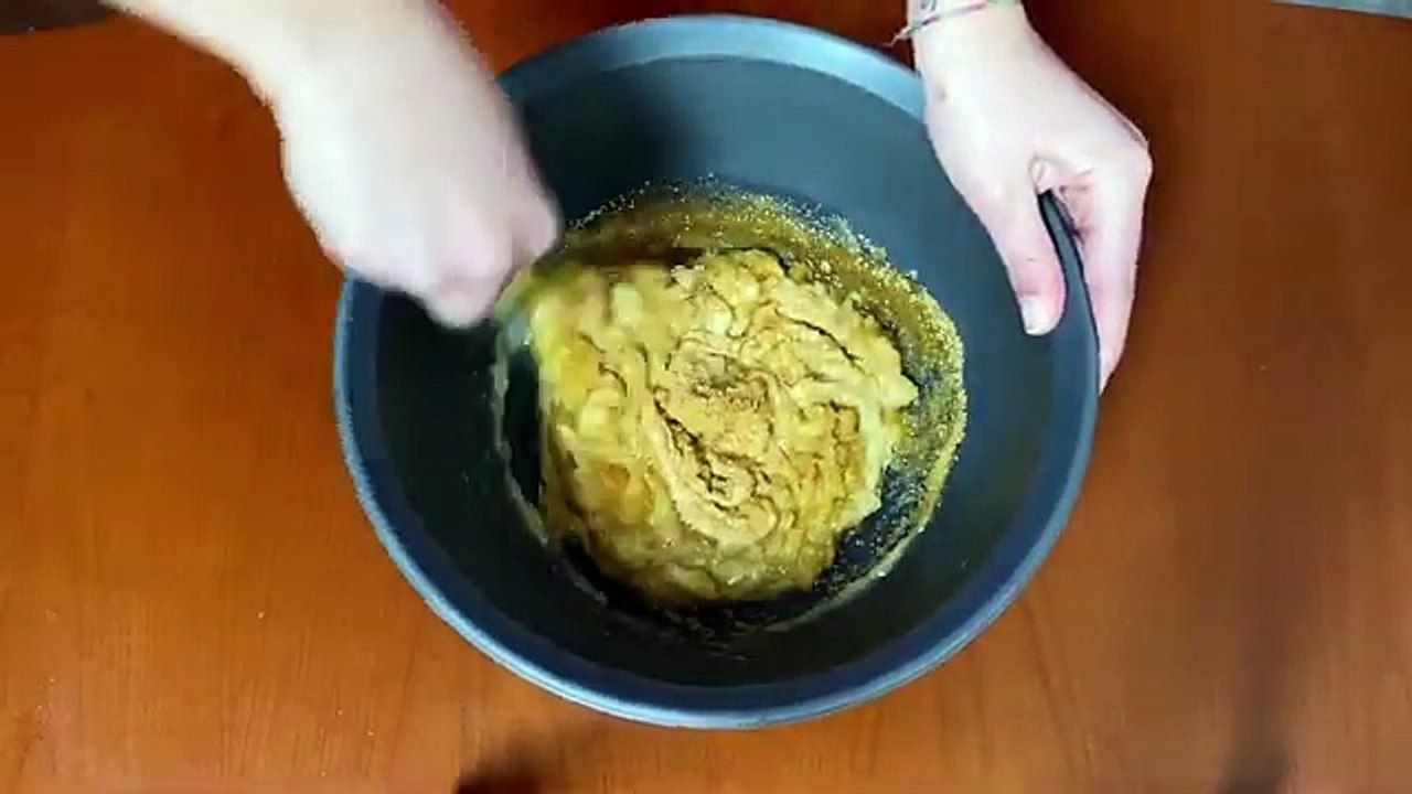 Banana bread proteico con cacao e burro di arachidi