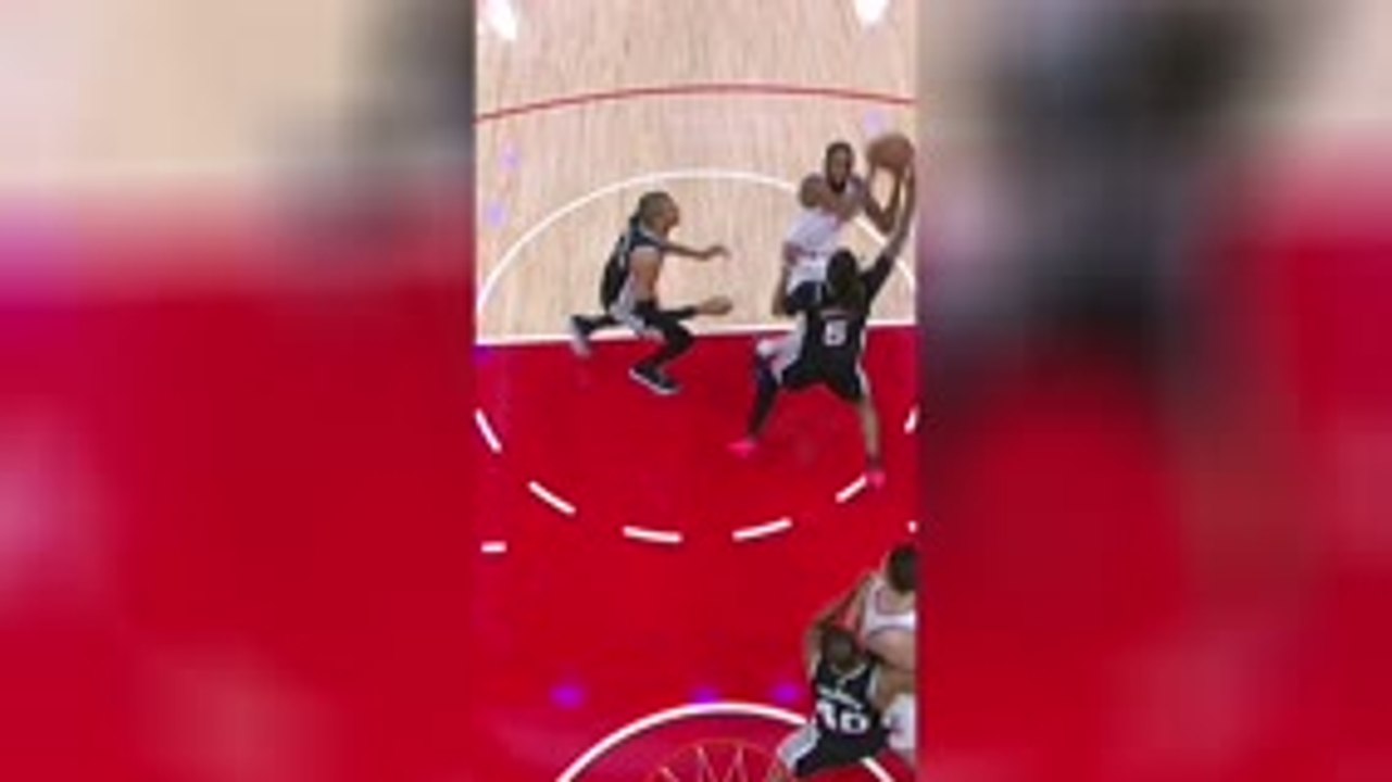 Victor Wembanyama en feu : le block décisif sur Kevin Durant