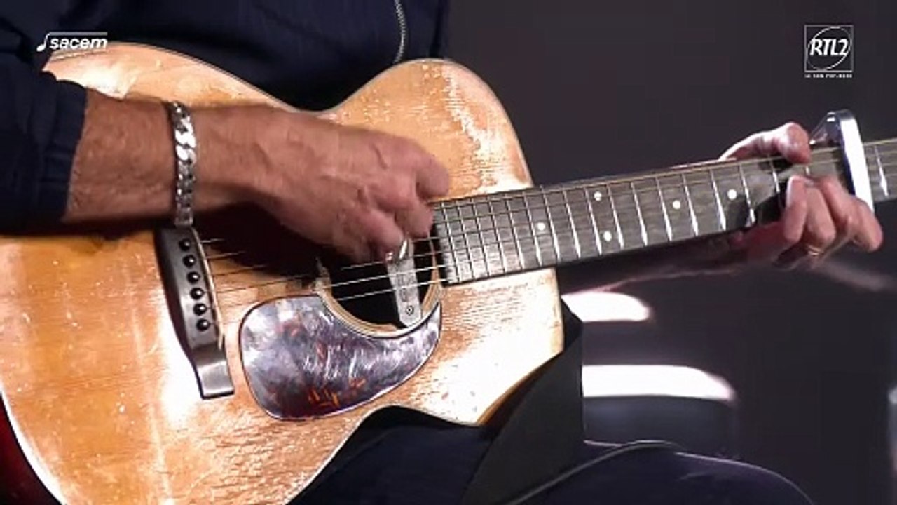 LIVE - Gaëtan Roussel interprète "Tout s'en va" - Les révélations Pop-Rock RTL2 2025 (28/01/26)