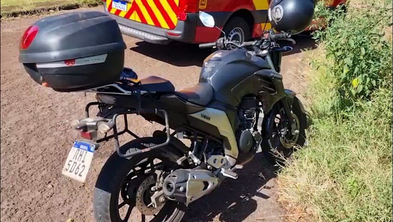 Motociclista fica ferido em acidente com Parati no Santa Felicidade
