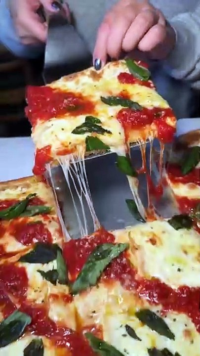 The PIZZA & ITALIAN FOOD from Donato's in Woodside, Queens NYC are 🔥🔥! Who’s hungry #DEVOURPOWER