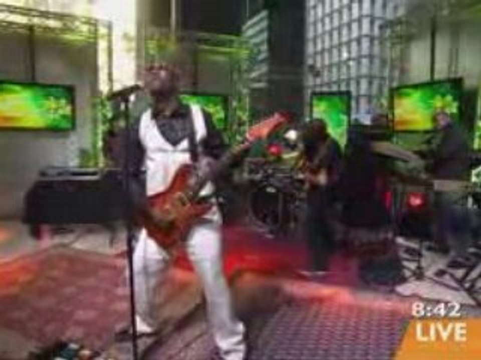 Wyclef Jean - No Woman No Cry (Live On Sunrise 27-04-08)