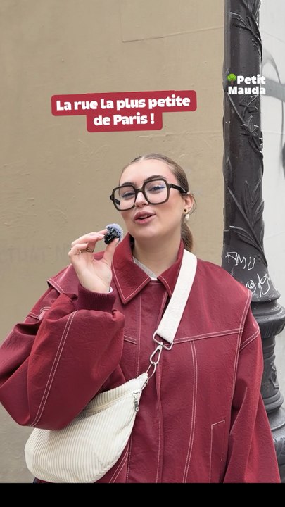 La plus petite rue de Paris fait 5 mètres de long ! 📏©️ Crédit : @petitmauda🎁 Tous nos bons plans à retrouver en bio ! ❤️‍🔥👉🏻 Abonne-toi au Petit Mauda pour plus d’inspiration ! 🌳