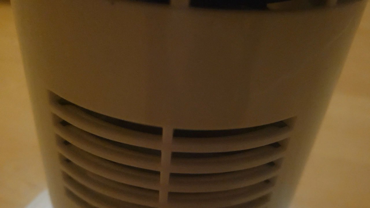 Filmed outside my tower fan.