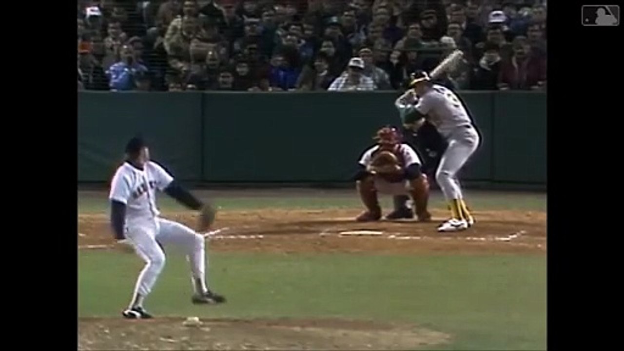 Jose Canseco hits a two-run home run off of Roger Clemens, Red Sox (1988 ALCS Game 2)