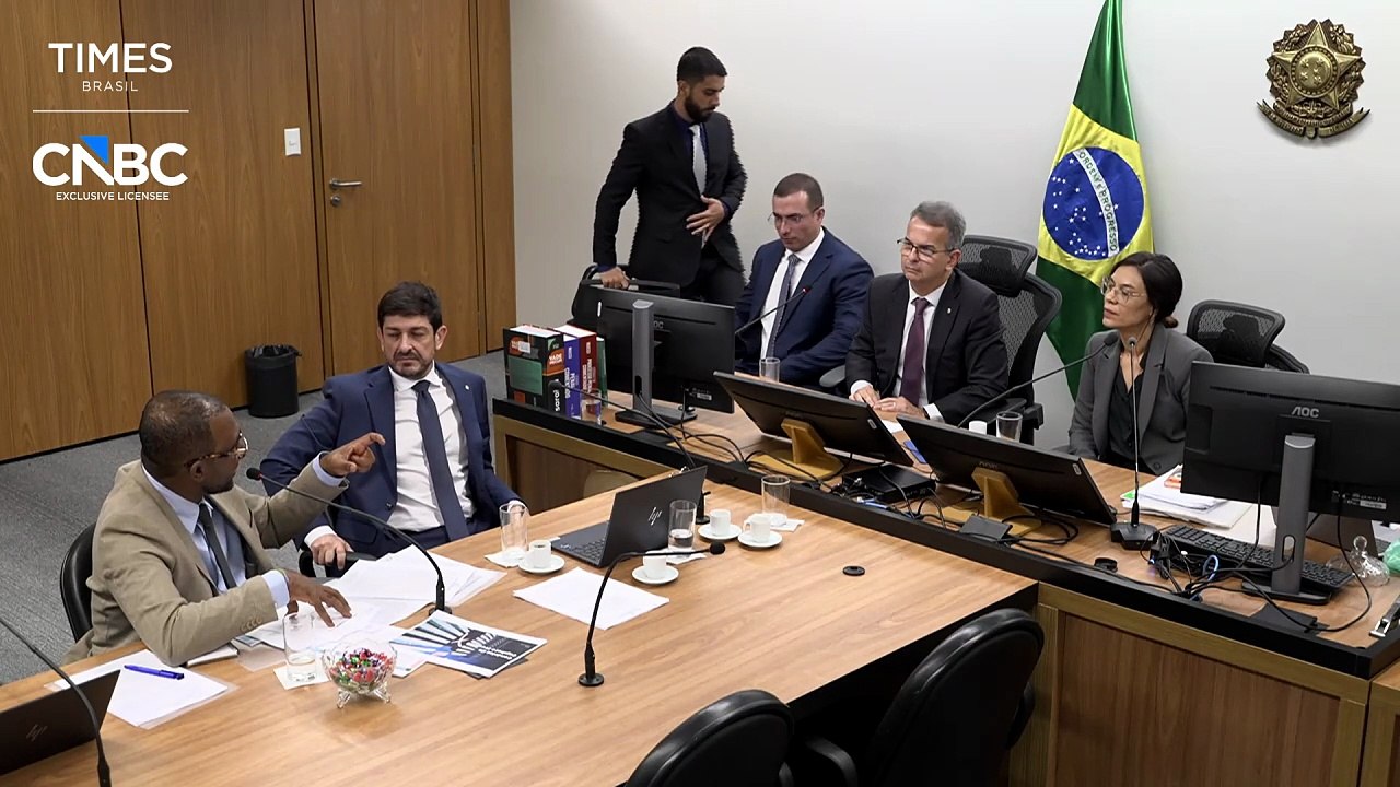 Confira trecho da acareação de Ailton Aquino no STF