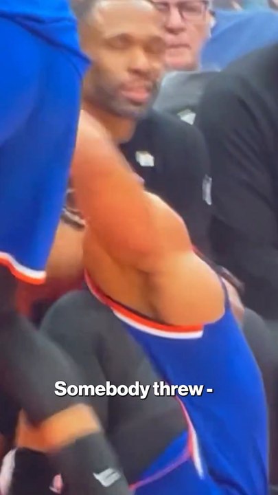 Raptors bench throws towel at celebrating Josh Hart