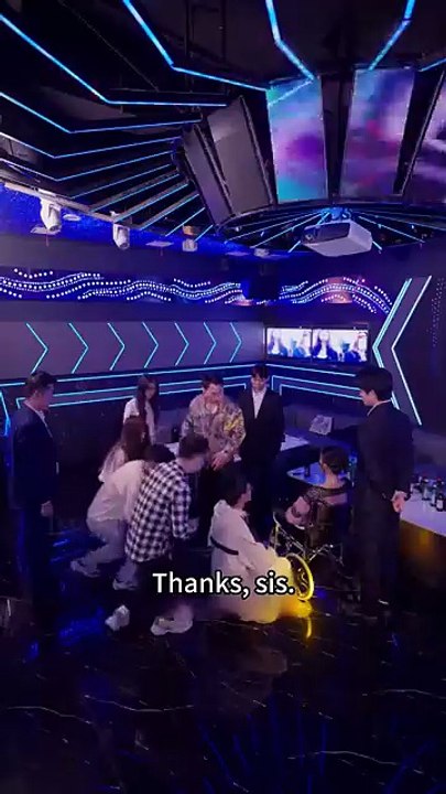 CEO's Restaurant Proposal Backfires When Fiancée Catches Him Cheating, Ruining His Reputation