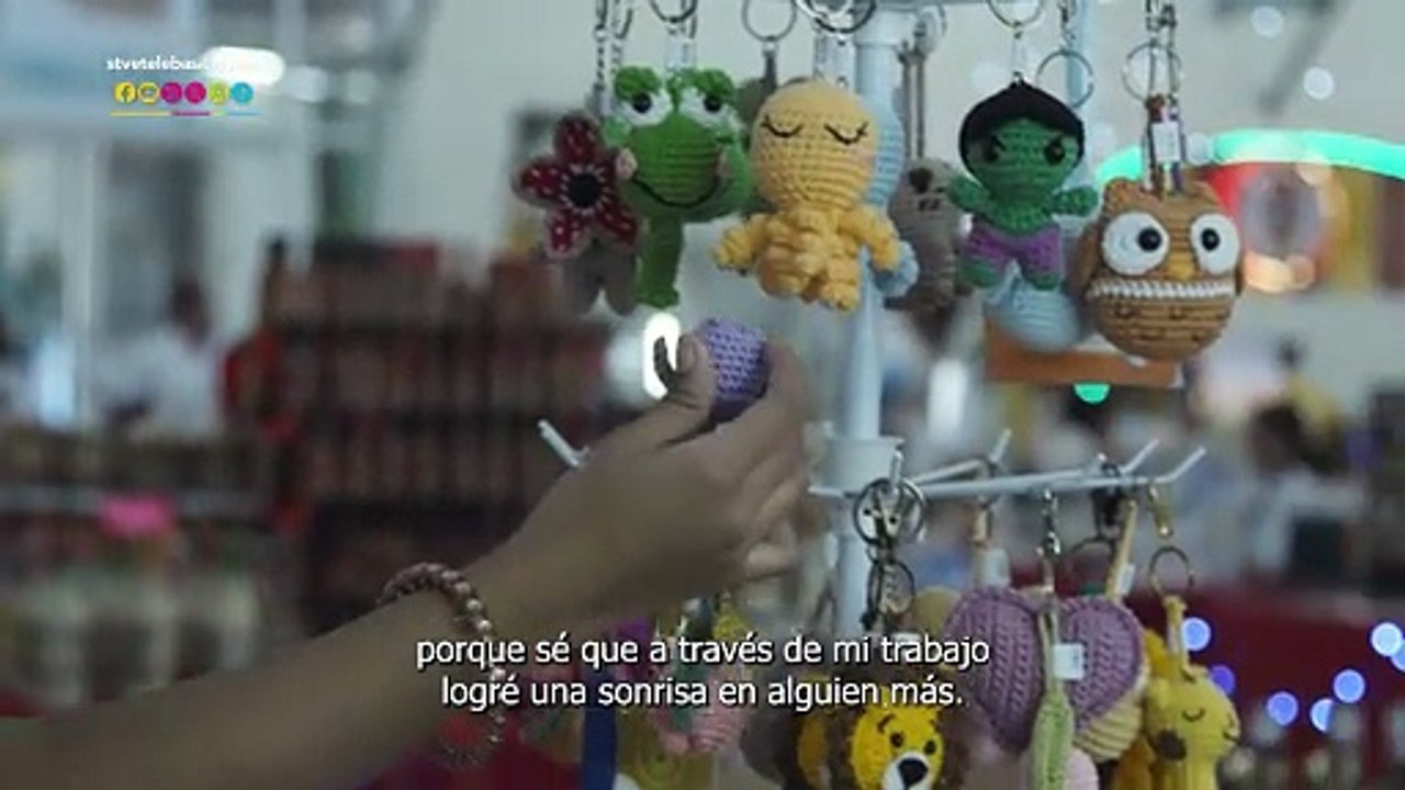 Entre hilos y almas: Pinceladas