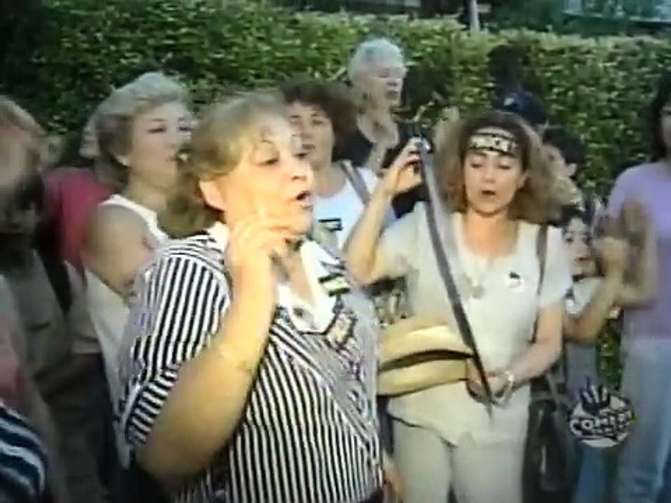 The Daily Show (Jon Stewart) - 2000-01-12 Ice Cube