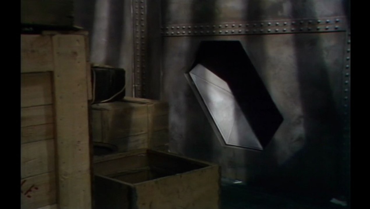 Steven Moffat Plot Devices & Future Baz Luhrmann Nods? - Doctor Who - Carnival Of Monsters (1973)