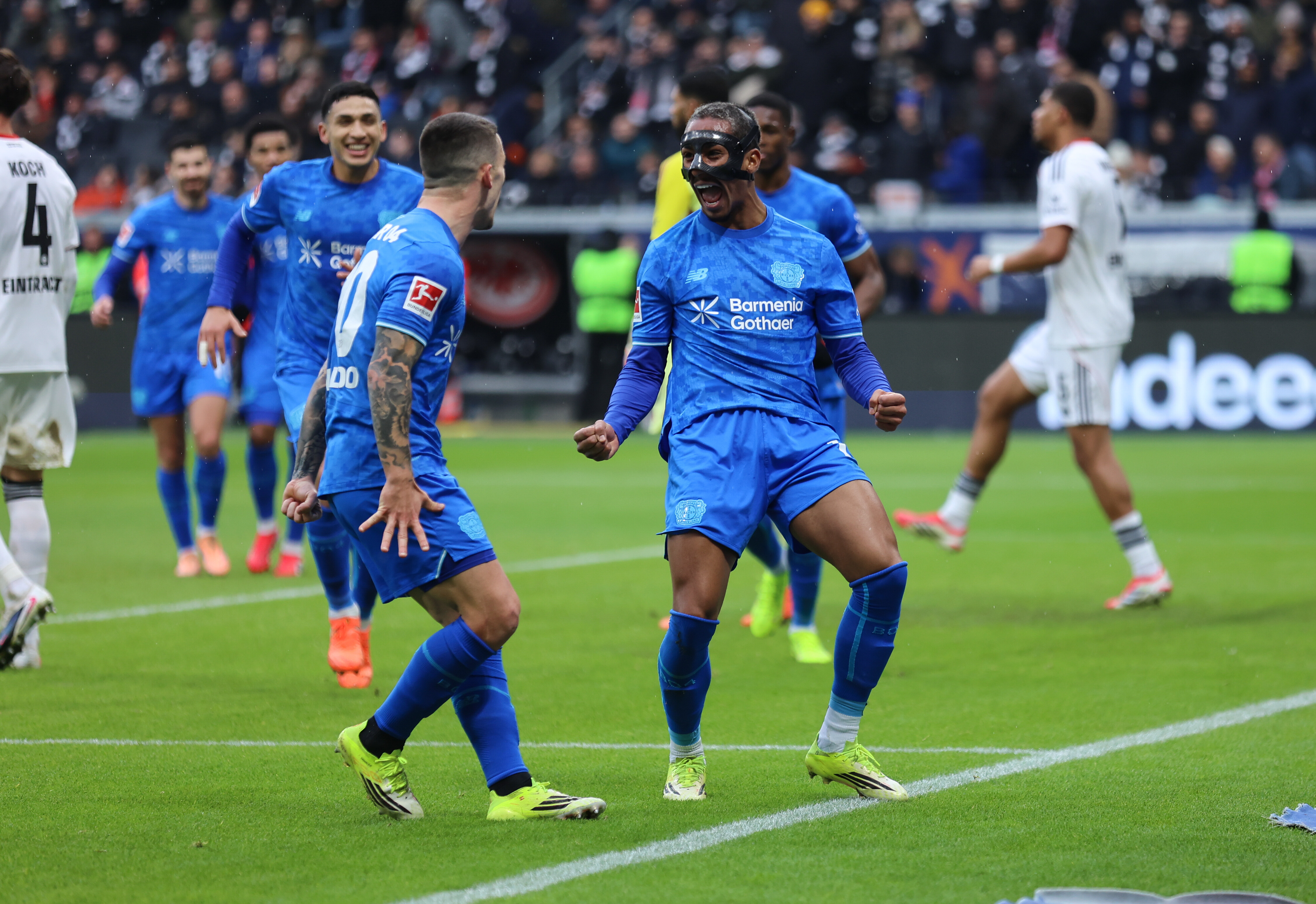 Bundesliga : Leverkusen conclut sa belle semaine à Francfort