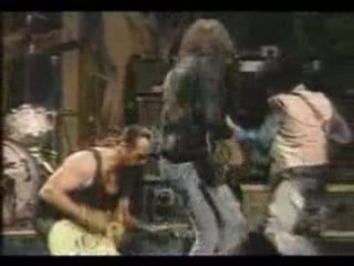 Neil Young - Keep On Rockin' In The Free World