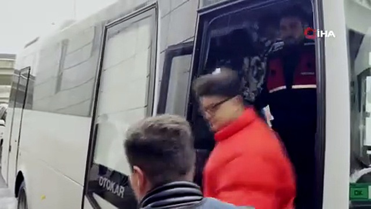 İstanbul’da gözaltına alınan fenomenler sağlık kontrolünden geçirildi