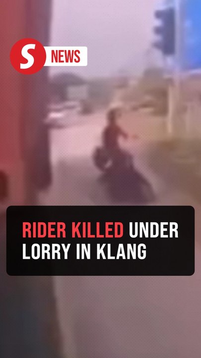 Motorcyclist killed after falling under lorry in Klang