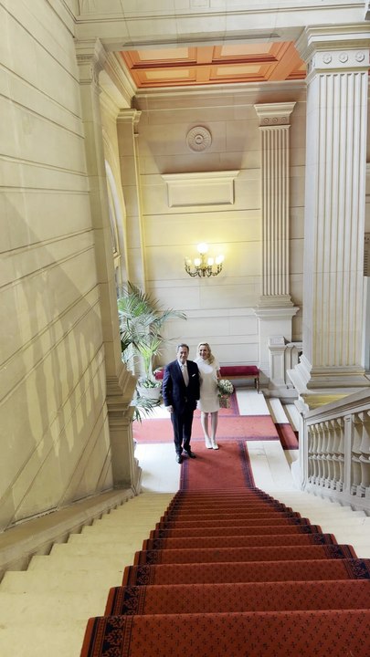 Georges Fenech et Amélie Leperre-Dimeglio - Mariage civil de Georges Fenech et Amélie Leperre-Dimeglio à la mairie du 16ème arrondissement de Paris