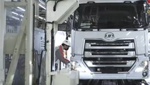 Wie der UD Trucks Quon entsteht – ein Blick ins Werk in Ageo