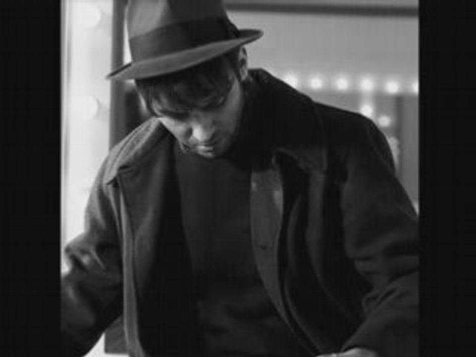 Saez - Putains vous m'aurez plus