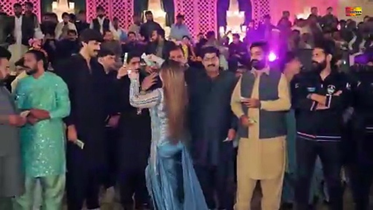 Dhola Auqat Ich Reh _ Mehak Malik _ Dance Performance Shaheen Production 2026