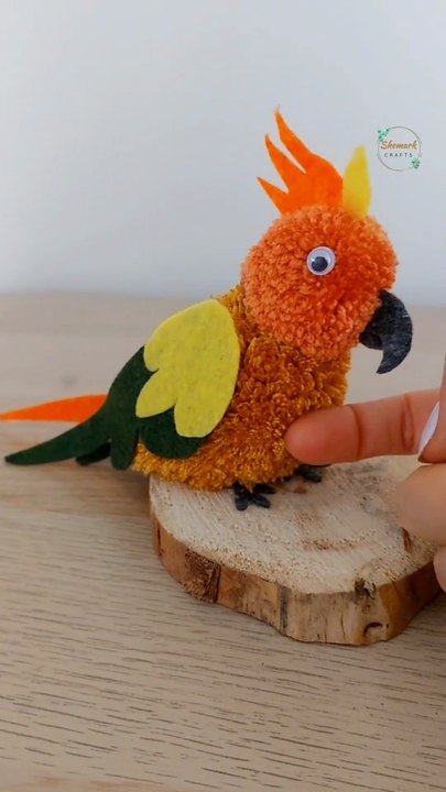 🦜 How To Make a Parrot from Yarn and Felt? | Easy Craft Idea! #parrot #wool
